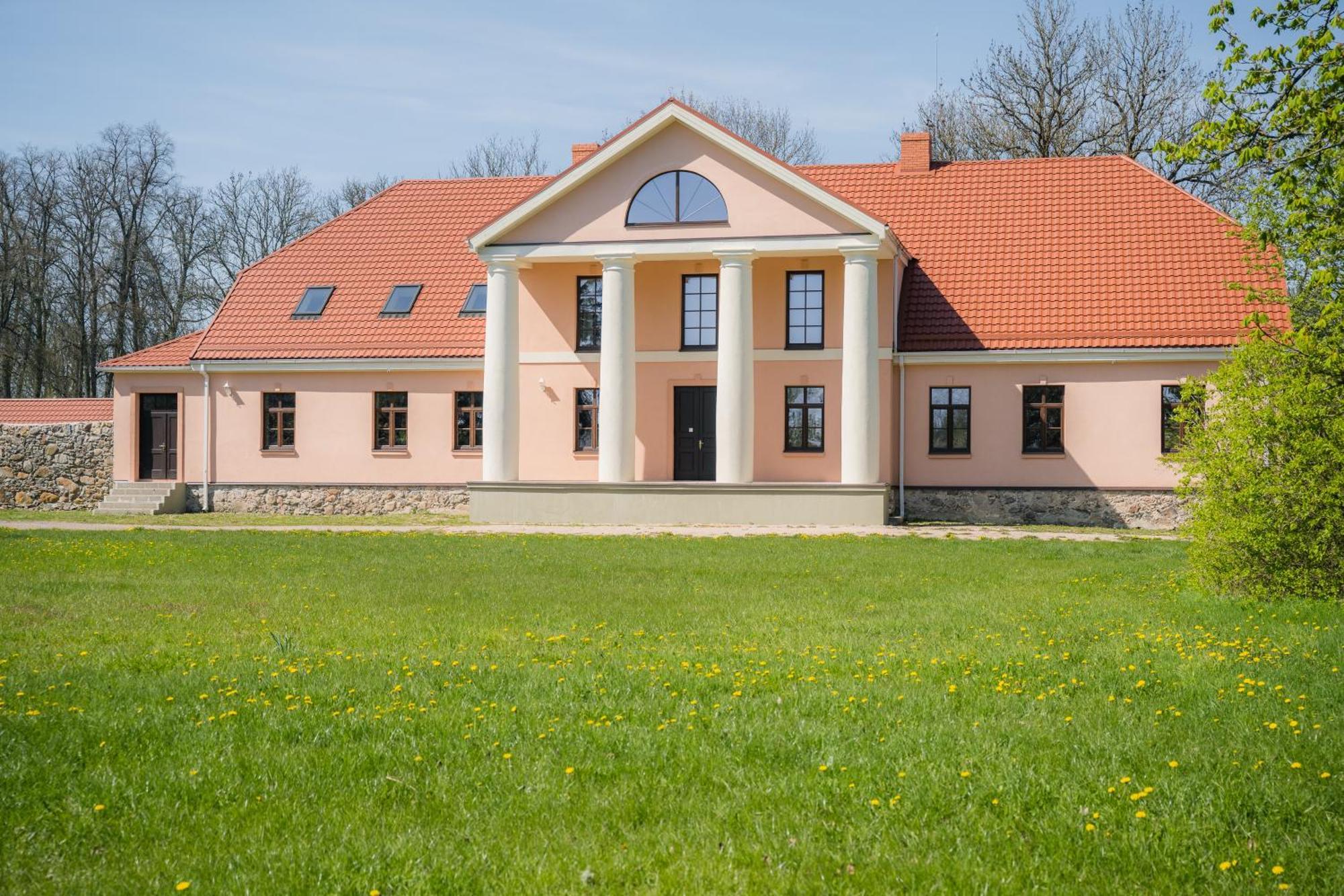 Hotel Lenu Pils Lēna Zewnętrze zdjęcie