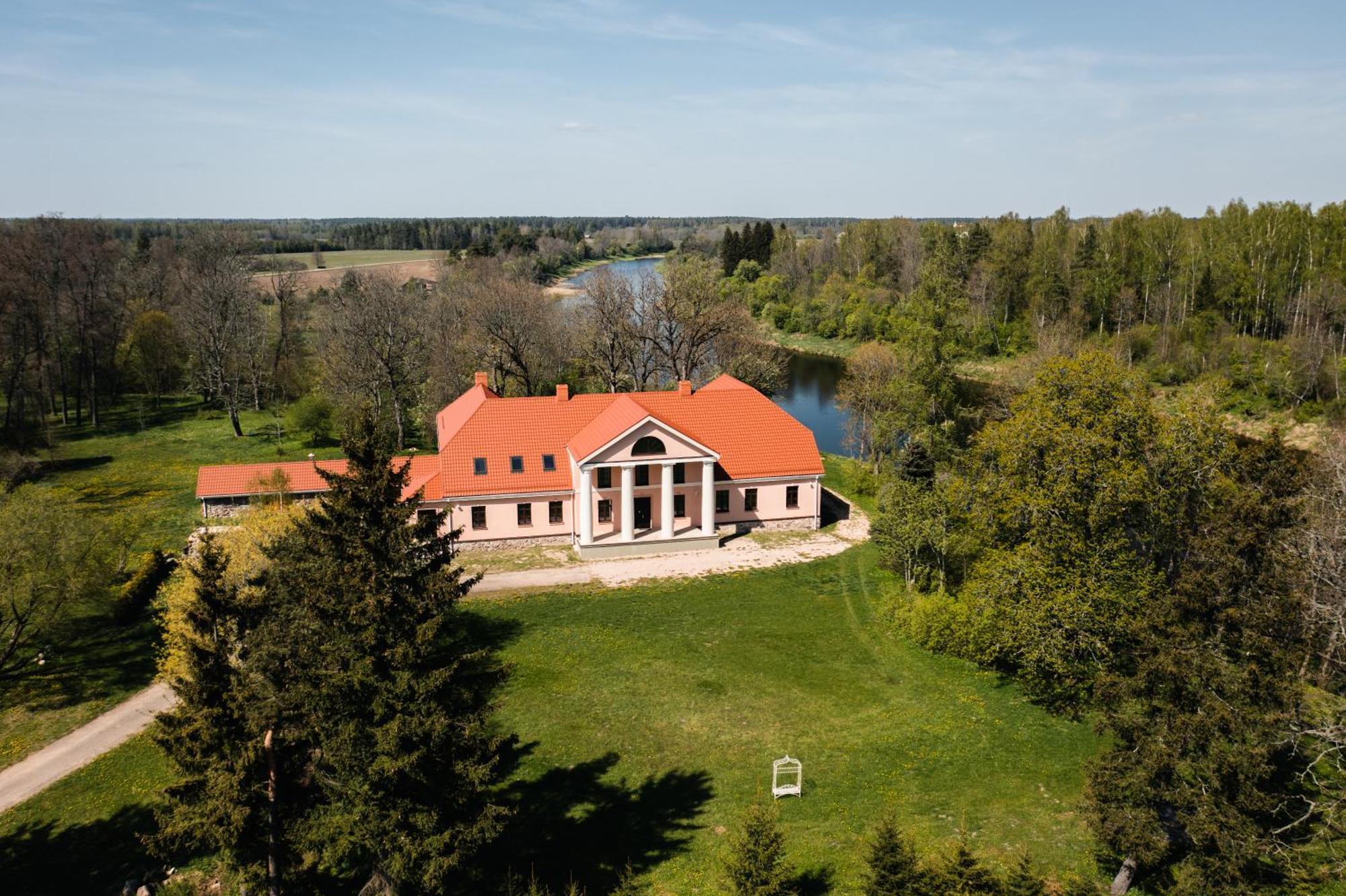 Hotel Lenu Pils Lēna Zewnętrze zdjęcie